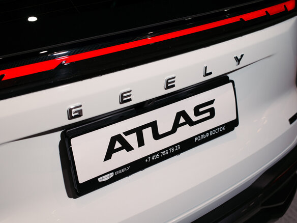 2026 Geely Atlas II, белый, 3909990 рублей - вид 7