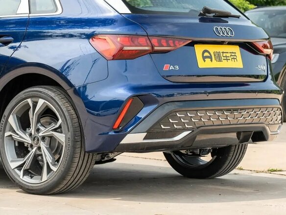 2026 Audi A3 Sportback 35 TFSI IV (8Y) Рестайлинг, синий, 3630000 рублей - вид 6