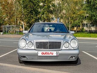 1998 Mercedes-Benz E-Класс 280 II (W210, S210), белый, 750000 рублей, вид 2