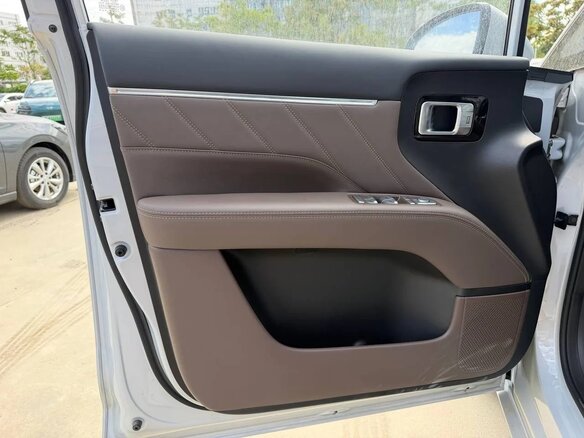 2026 Wuling Starlight 730, серебристый, 2670000 рублей - вид 16