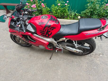 2001 Honda CBR 600F, красный, 400000 рублей, вид 3