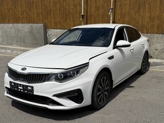 2018 Kia Optima IV Рестайлинг, белый, 1500000 рублей, вид 3