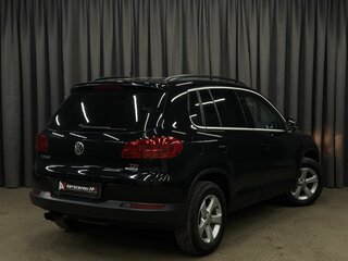 2015 Volkswagen Tiguan I Рестайлинг, чёрный, 1219999 рублей, вид 3