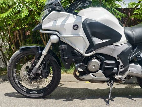 2013 Honda VFR 1200X (Crosstourer), белый, 910000 рублей, вид 2
