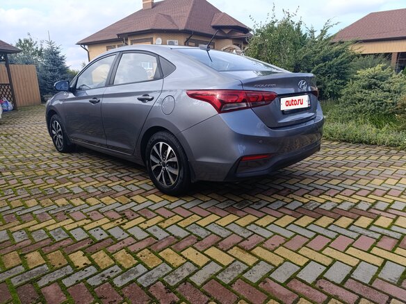 2017 Hyundai Solaris II, серый, 1300000 рублей - вид 6