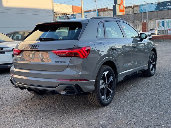 2026 Audi Q3 35 TFSI II (F3), серый, 3880000 рублей - вид 9