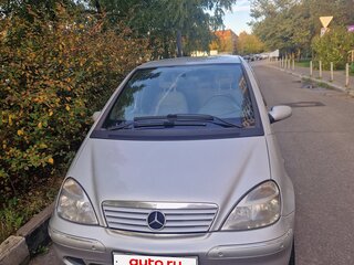 2001 Mercedes-Benz A-Класс 170 I (W168) Рестайлинг, серебристый, 495000 рублей, вид 1