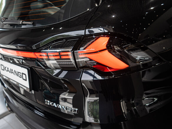 2026 Geely Okavango I Рестайлинг, чёрный - вид 15