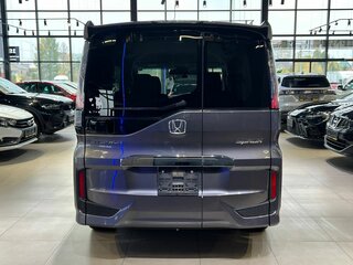 2018 Honda Stepwgn Spada V Рестайлинг, серый, 2300000 рублей, вид 5