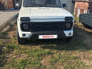 2005 Lada (ВАЗ) 2121 (4x4) I Рестайлинг, белый, 270000 рублей, вид 1