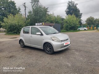 2004 Toyota Passo I (C10), серебристый, 250000 рублей, вид 2