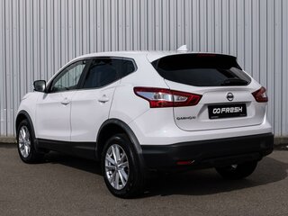 2017 Nissan Qashqai II, белый, 1525000 рублей, вид 2