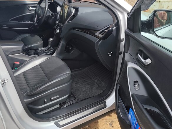 2012 Hyundai Santa Fe III, серебристый, 1550000 рублей - вид 5
