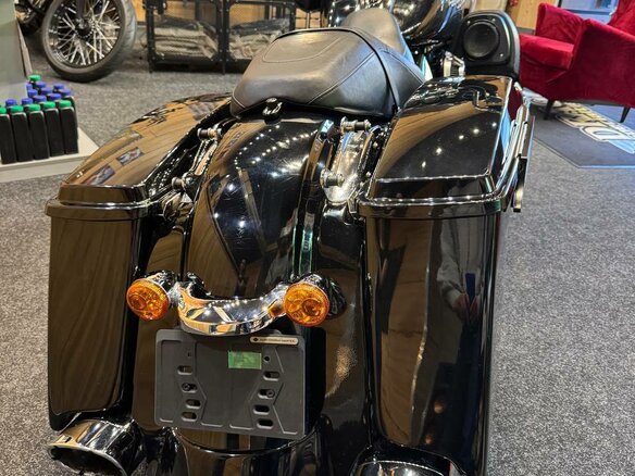 2013 Harley-Davidson Street Glide, чёрный - вид 10