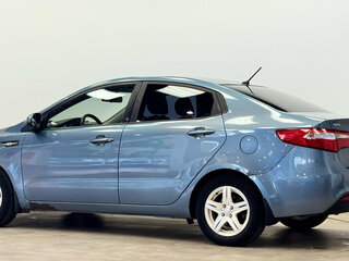 2013 Kia Rio III, синий, 560000 рублей, вид 3