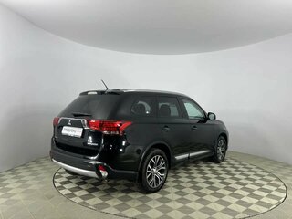2015 Mitsubishi Outlander III Рестайлинг 2, чёрный, 1700000 рублей, вид 5