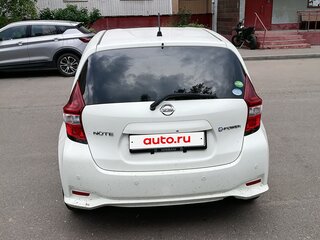 2017 Nissan Note e-Power II Рестайлинг, белый, 999999 рублей, вид 3