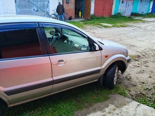 2007 Ford Fusion I Рестайлинг, серебристый, 480000 рублей, вид 3