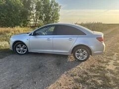 2013 Chevrolet Cruze I Рестайлинг, серебристый, 760000 рублей, вид 5