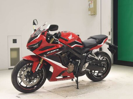 2021 Honda CBR 650R, красный, 977000 рублей, вид 4