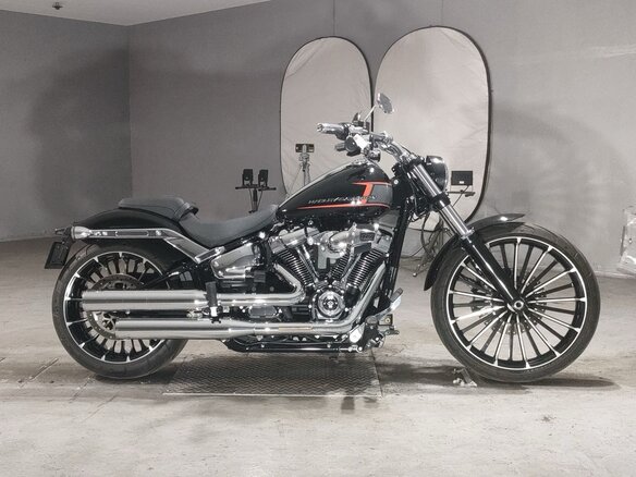 2023 Harley-Davidson Breakout, чёрный, 2029000 рублей