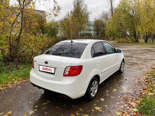 2010 Kia Rio II Рестайлинг, белый, 375000 рублей, вид 5