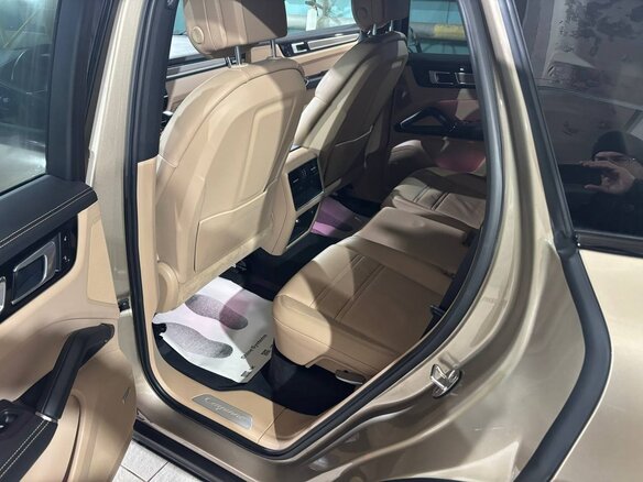 2018 Porsche Cayenne III, коричневый, 8800000 рублей - вид 20