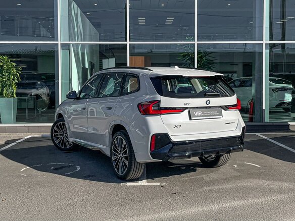 2026 BMW X1 Long 25Li xDrive III (U11/U12), белый, 6400000 рублей - вид 6