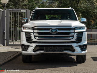 2024 Toyota Land Cruiser 300 Series, белый, 14600000 рублей, вид 2