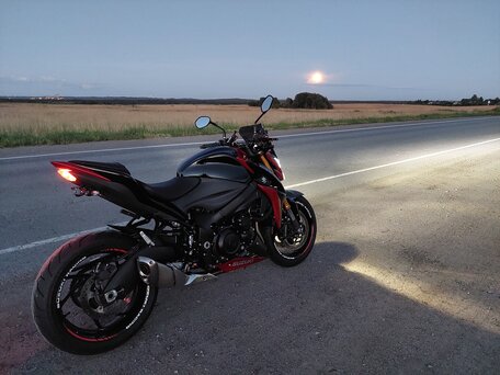 2015 Suzuki GSX-S 1000, красный, 830000 рублей, вид 2