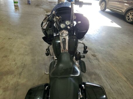 2021 Harley-Davidson Road Glide, чёрный, 1055354 рублей, вид 2