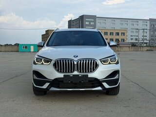 2022 BMW X1 Long 20Li sDrive II (F48) Рестайлинг, белый, 2100000 рублей, вид 2