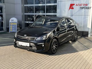 2017 Kia Rio III Рестайлинг, чёрный, 1080000 рублей, вид 3