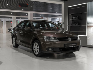 2014 Volkswagen Jetta VI, коричневый, 1025000 рублей, вид 2