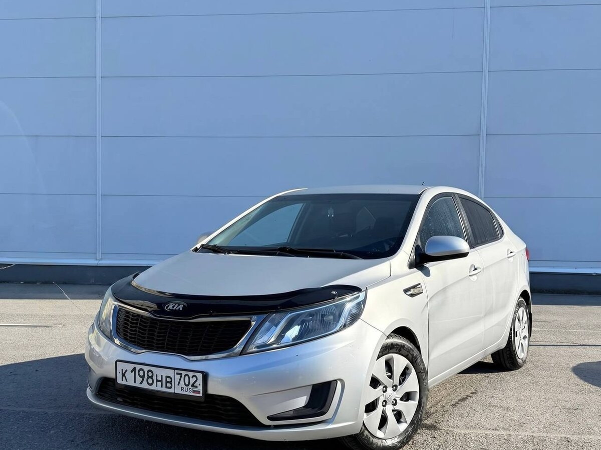 Открыть фотографии: Kia Rio III
