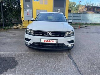 2017 Volkswagen Tiguan II, белый, 1910000 рублей, вид 2
