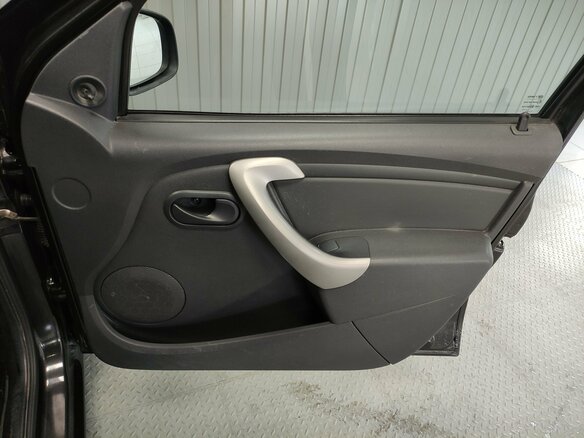 2011 Renault Logan I Рестайлинг, чёрный - вид 15