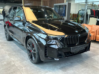2024 BMW X5 40d IV (G05/G18) Рестайлинг, чёрный, 12990000 рублей, вид 2
