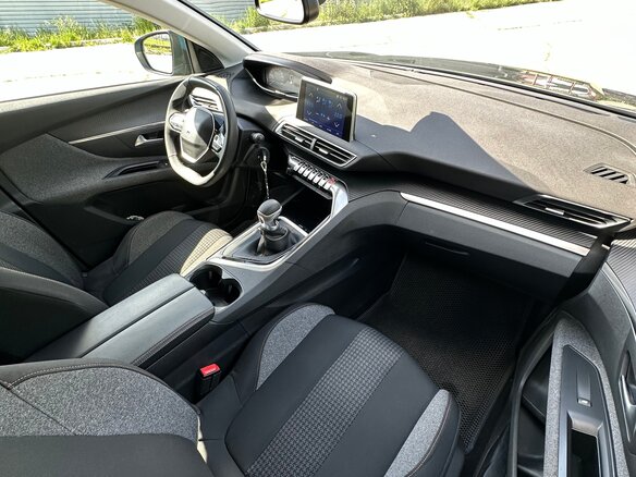 2018 Peugeot 5008 II, зелёный, 1440000 рублей - вид 16