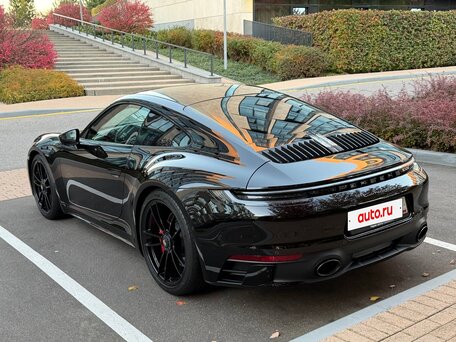2022 Porsche 911 Carrera 4 GTS VIII (992), чёрный, 16400000 рублей, вид 3