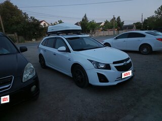 2013 Chevrolet Cruze I Рестайлинг, белый, 799000 рублей, вид 3
