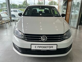 2018 Volkswagen Polo V Рестайлинг, белый, 749000 рублей, вид 2
