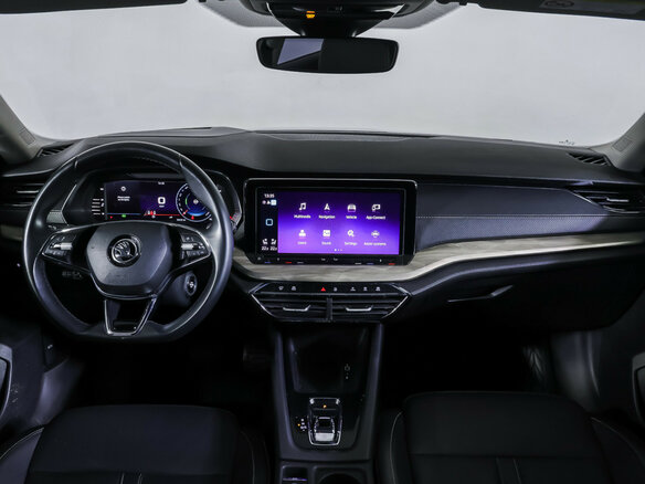 2021 Skoda Octavia IV (A8), фиолетовый, 2556000 рублей - вид 13