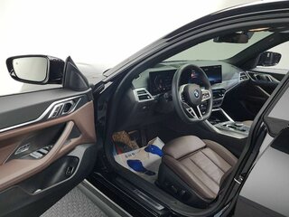 2025 BMW 4 серии Gran Coupe 420i G22, G23, G26 Рестайлинг, чёрный, 7850000 рублей, вид 3