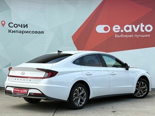 2020 Hyundai Sonata VIII (DN8), белый, 1690000 рублей, вид 4