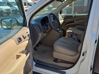 2011 Kia Carnival Grand II, белый, 1450000 рублей, вид 5