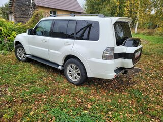 2015 Mitsubishi Pajero IV Рестайлинг 2, белый, 2650000 рублей, вид 3