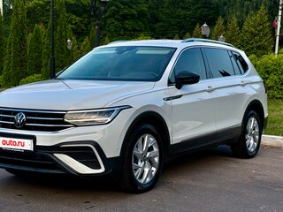 2022 Volkswagen Tiguan Allspace II Рестайлинг, белый, 2390000 рублей, вид 2