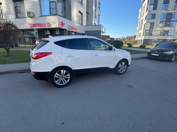 2014 Hyundai ix35 I Рестайлинг, белый, 1301000 рублей - вид 2