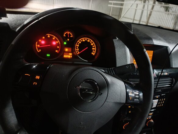2008 Opel Astra H Рестайлинг, бежевый, 440000 рублей - вид 10